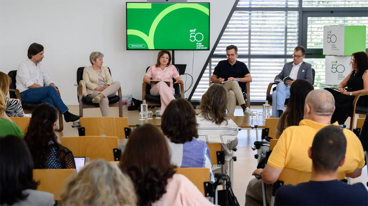 Bragança recebe conferência sobre a importância das farmácias no interior
